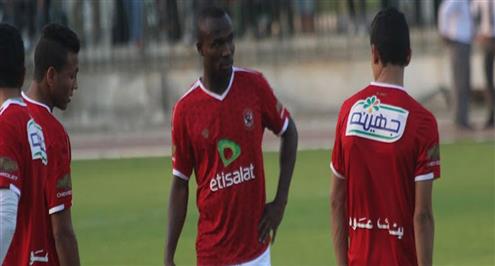 إداري الأهلي يسعي لقيد انطوي افريقيا قبل ساعات من غلق باب القيد 